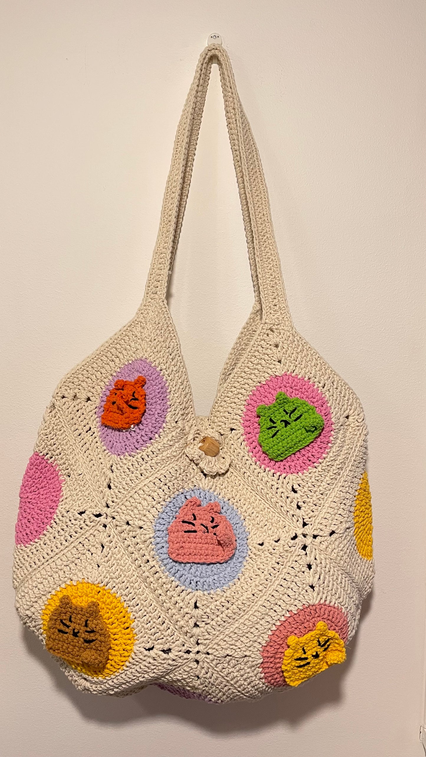 Handmade Crochet Tote Bag – Cute Cat Granny Square Design