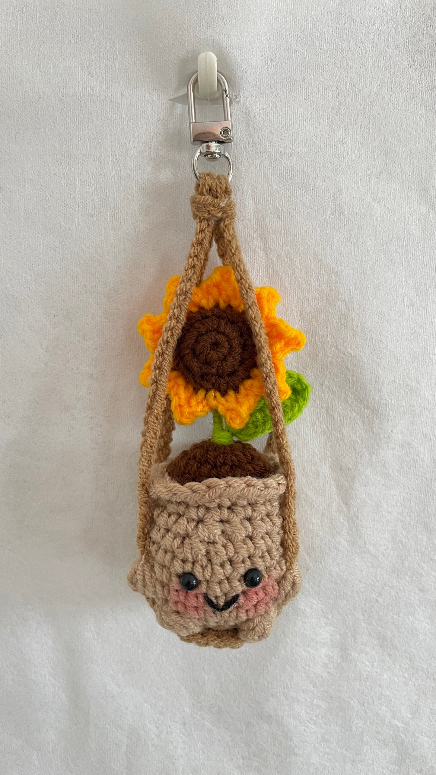 Crochet Flower Pot Keychain – Flowers by Ou